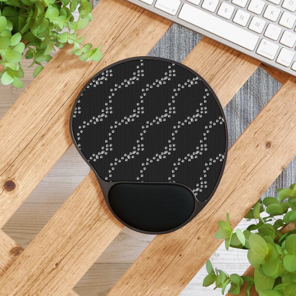 Diagonal Paw Print Pattern Mouse Pad with Wrist Rest